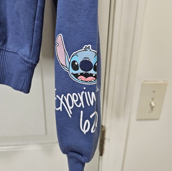 Disney Stitch Experiment 626 Jerry Leigh Sweatshirt Woman Small - Picture 3 of 7